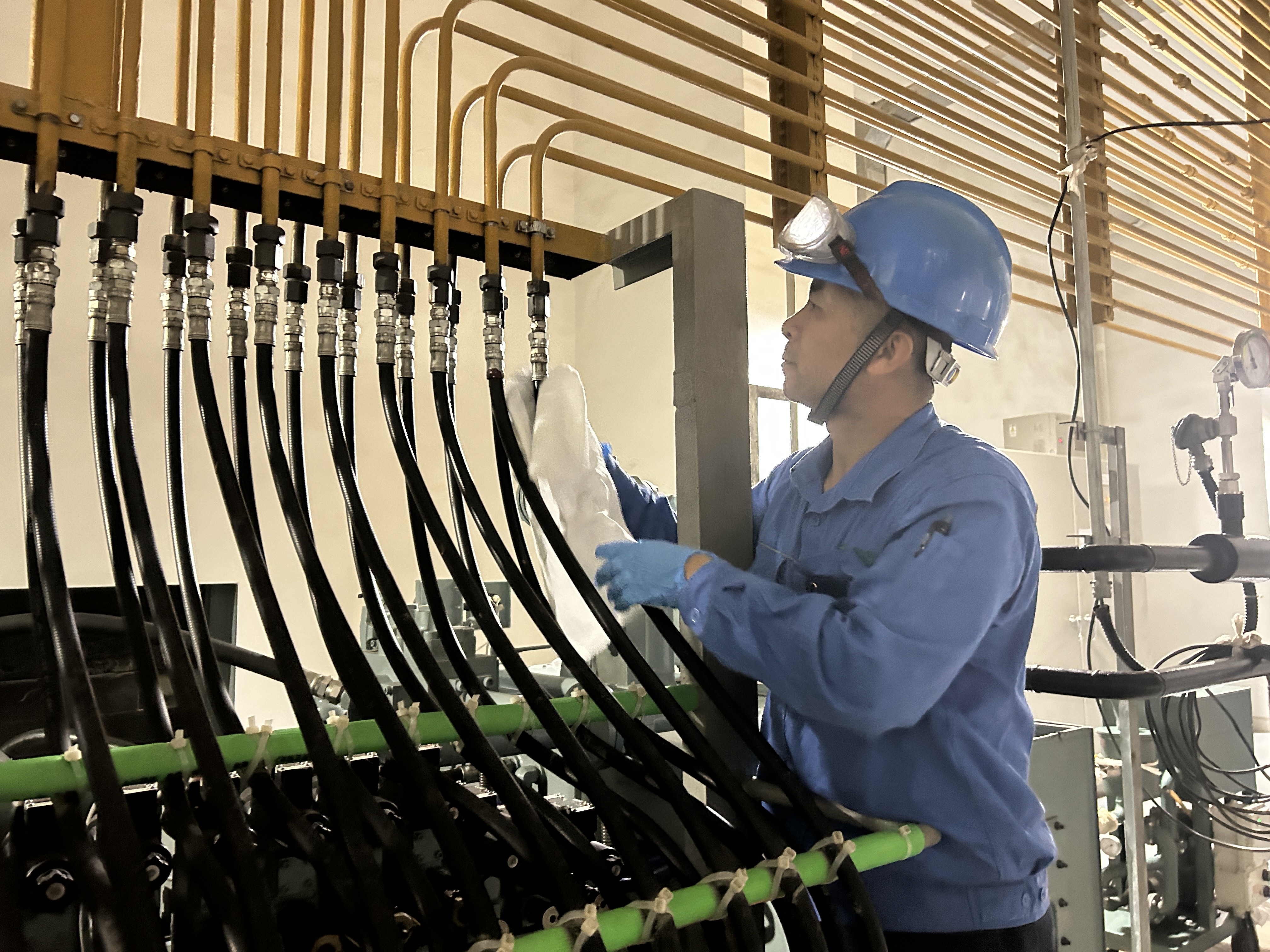 劳动创造美好生活 | 致敬贵宾会动力劳动榜样