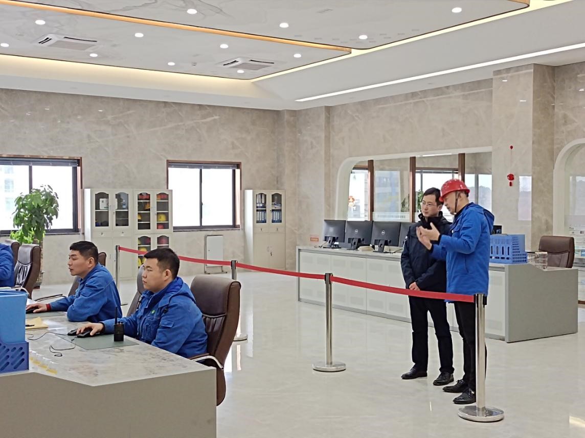 贵宾会动力集团领导到下属项目公司开展新春慰问